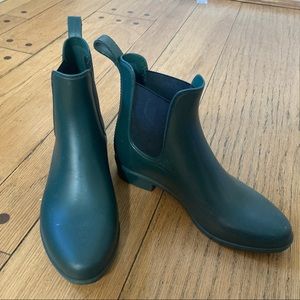 Jcrew Mercantile Dark Green Chelsea Rain Boots size 7